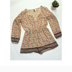 Long Sleeve Divided HM cream green red romper boho